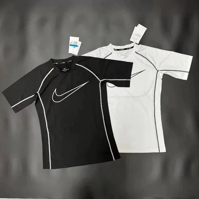 Nike T-shirt