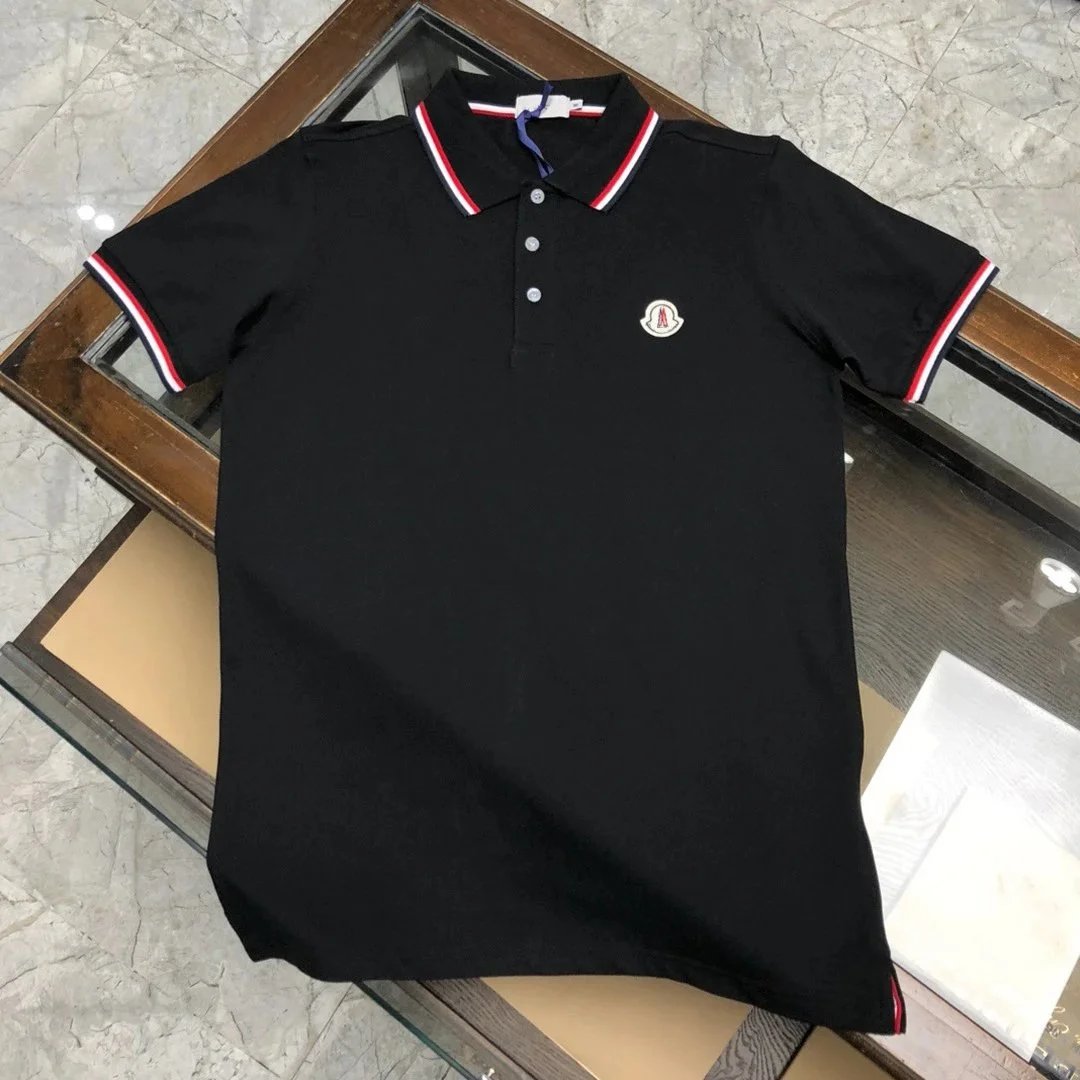 Moncler T-shirt