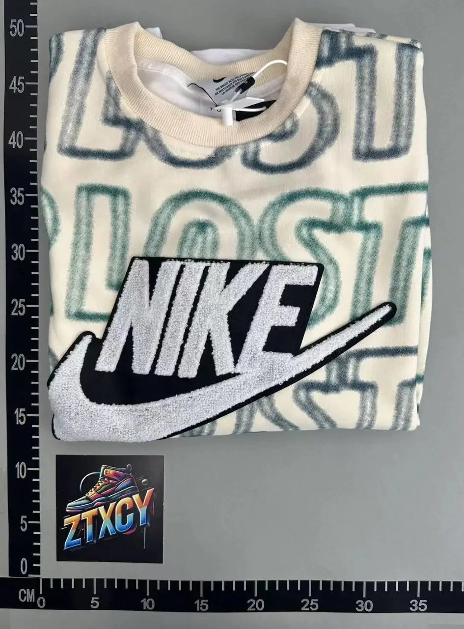 Nike T-shirt